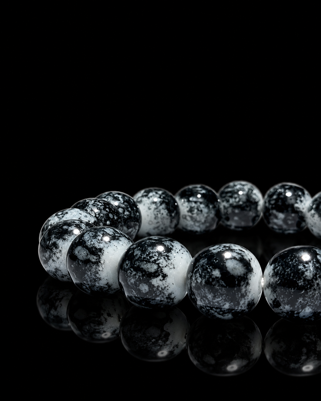 Shadow Frost Stone Bracelet